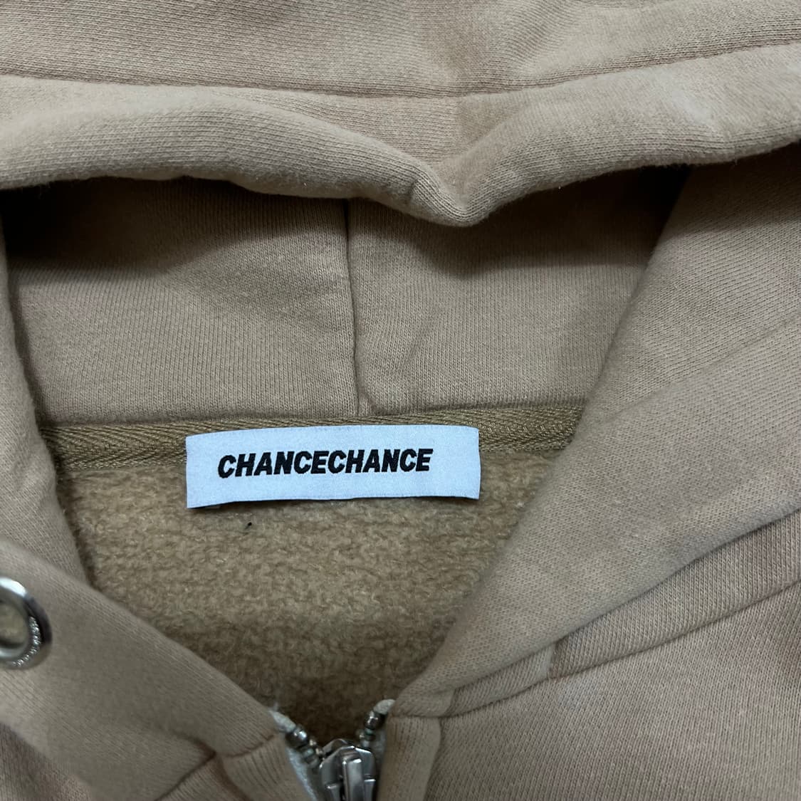 챈스챈스 아치로고 기모 후드 집업 [베이지] FREE 상품이미지4