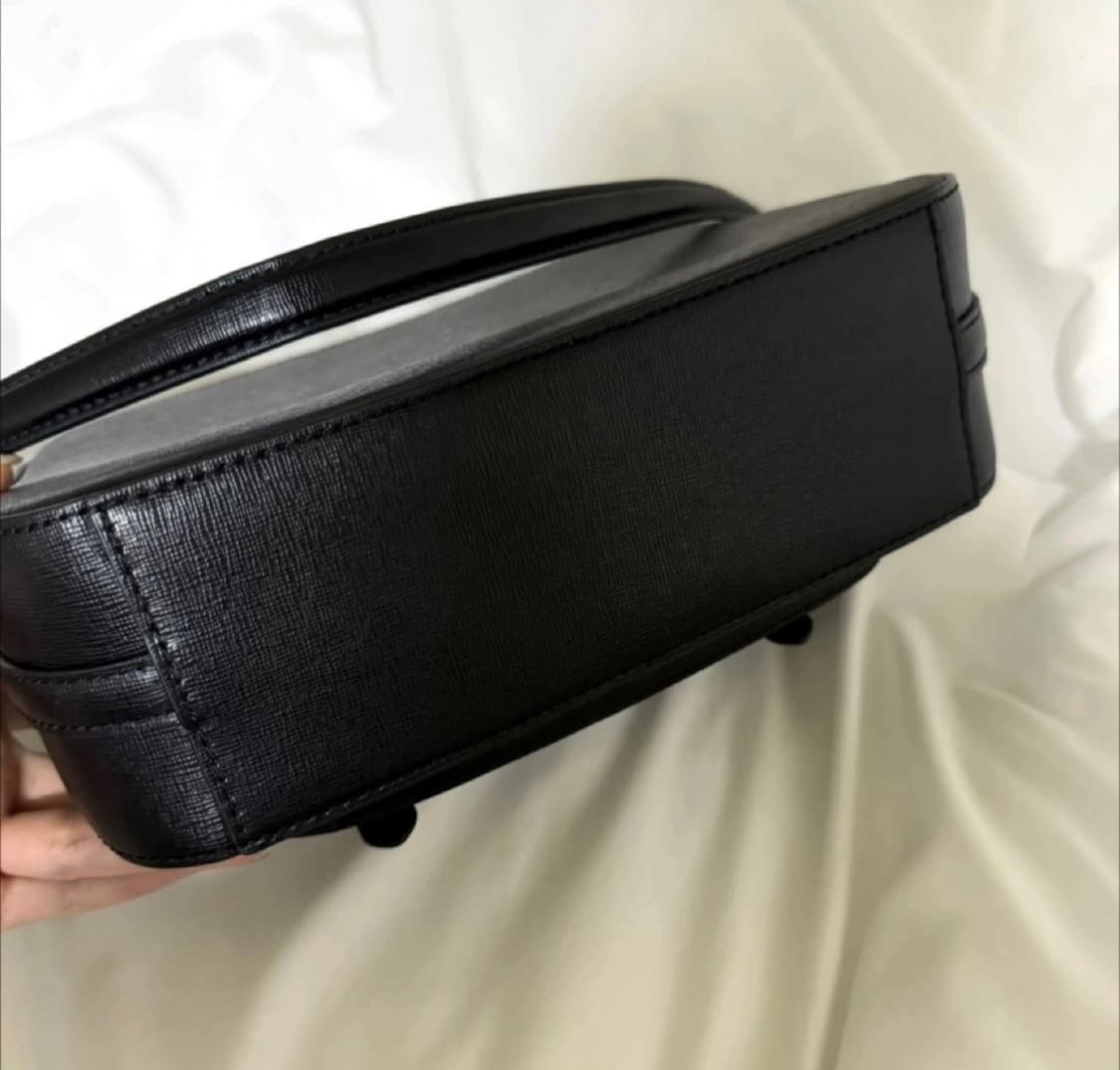 토리버치 사피아노가죽 숄더백 상품이미지6