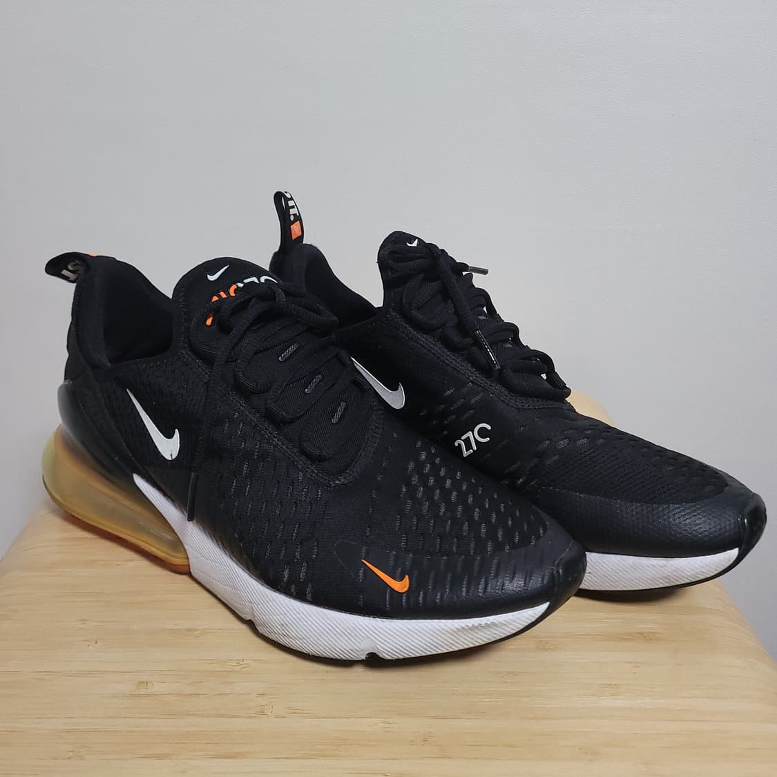 (265) NIKE 나이키 에어맥스 270 블랙 오렌지 상품이미지2