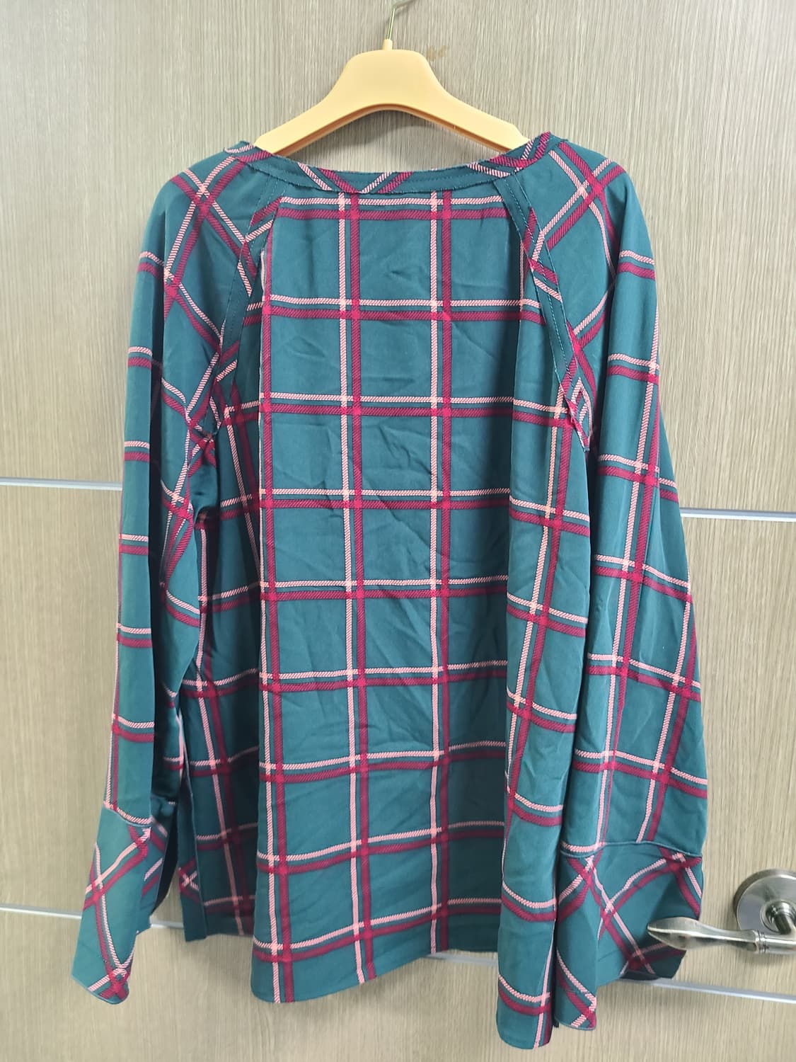 럭키슈에뜨  체크무늬 블라우스  상품이미지5