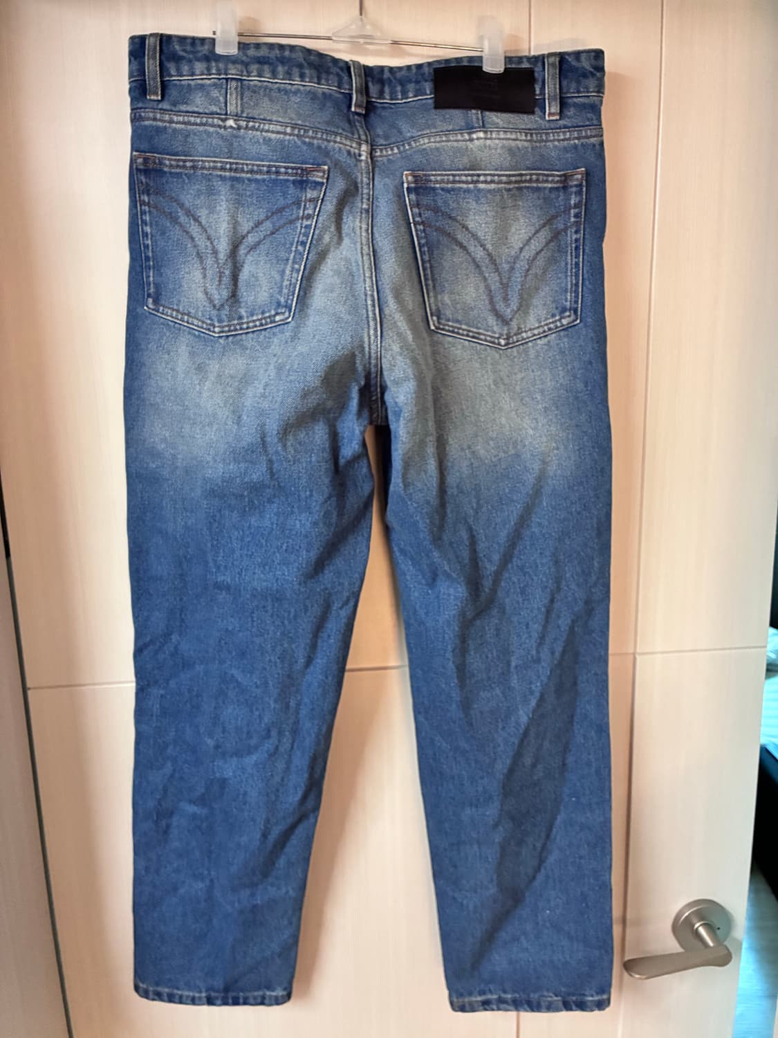 새상품) 아미 Tapered Jeans 데님 팬츠 상품이미지4