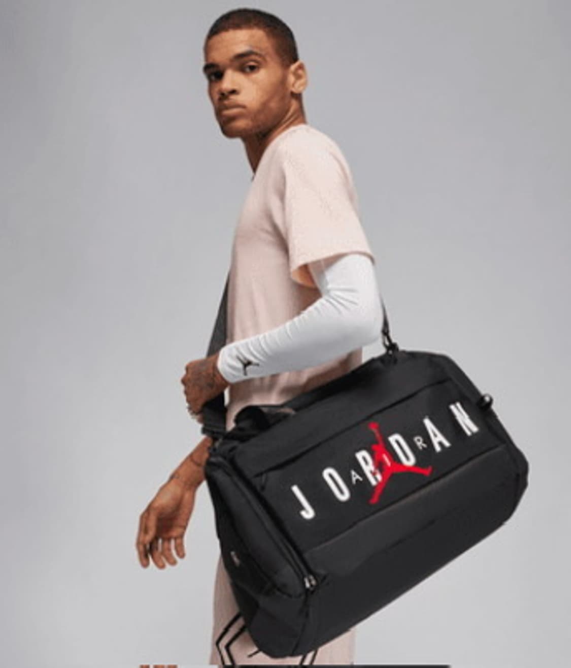 나이키 조던 더플백 46L HF7296-010 상품이미지3