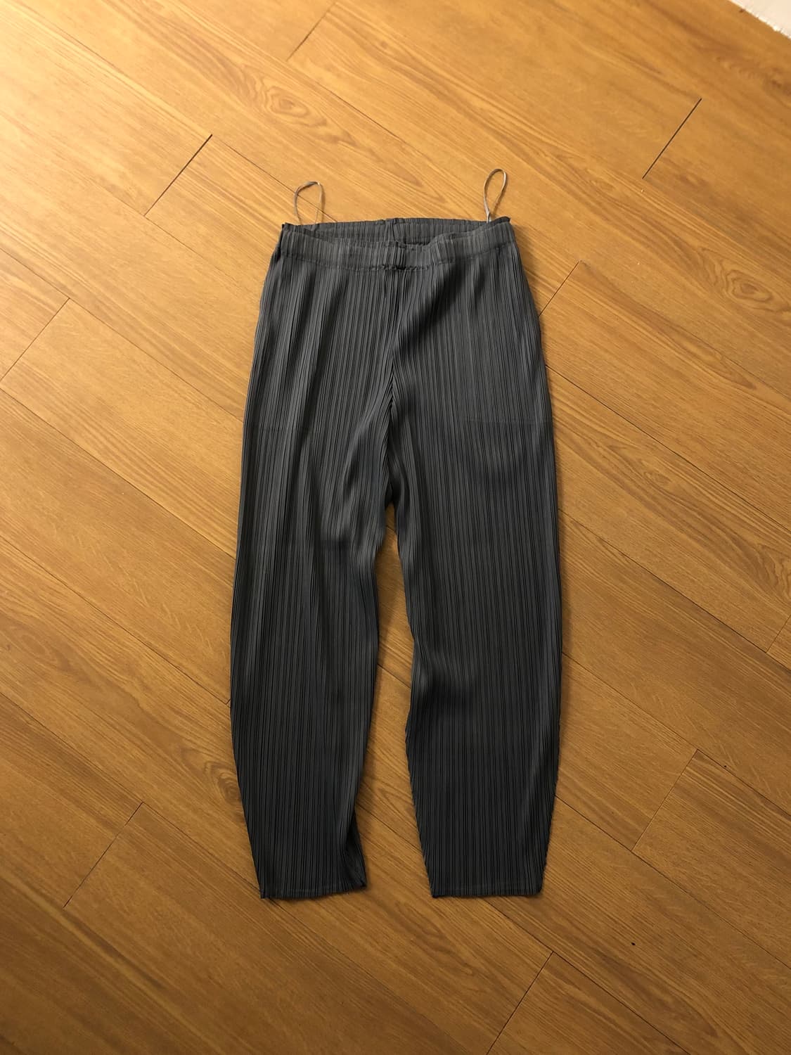 이세이 미야케 플리츠 플리스 팬츠 상품이미지2