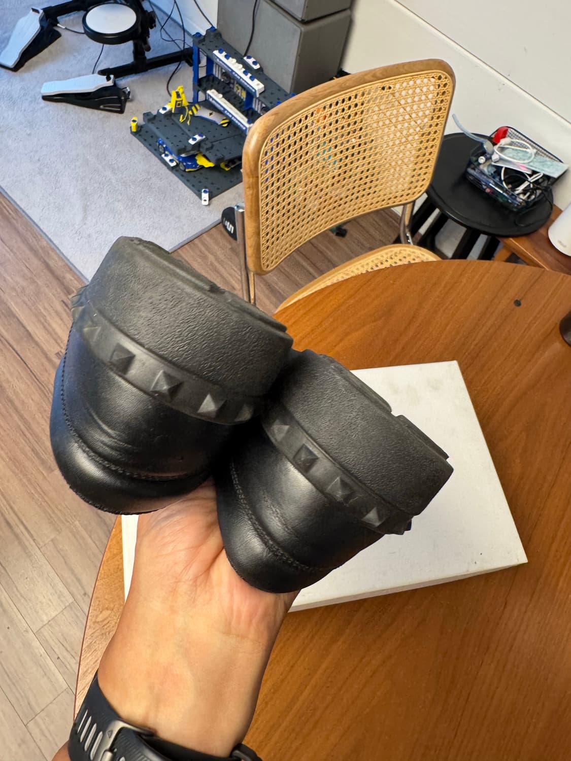 발렌티노 락스터드 슬립온 size 40(260-265) 상품이미지7