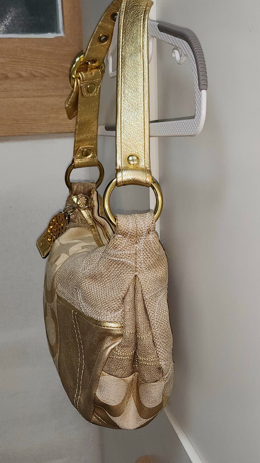 코치 메탈 패치워크 빈티지 버클 숄더백 상품이미지2