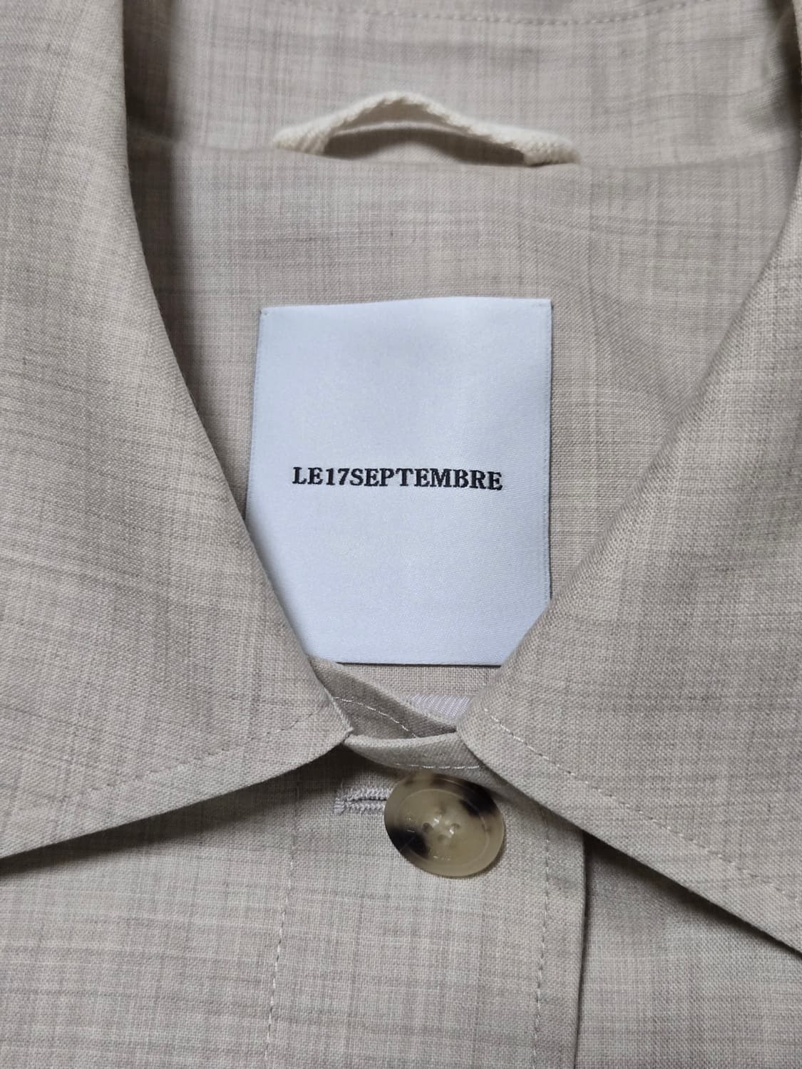 르17셉템버 2022 크롭 자켓  상품이미지4