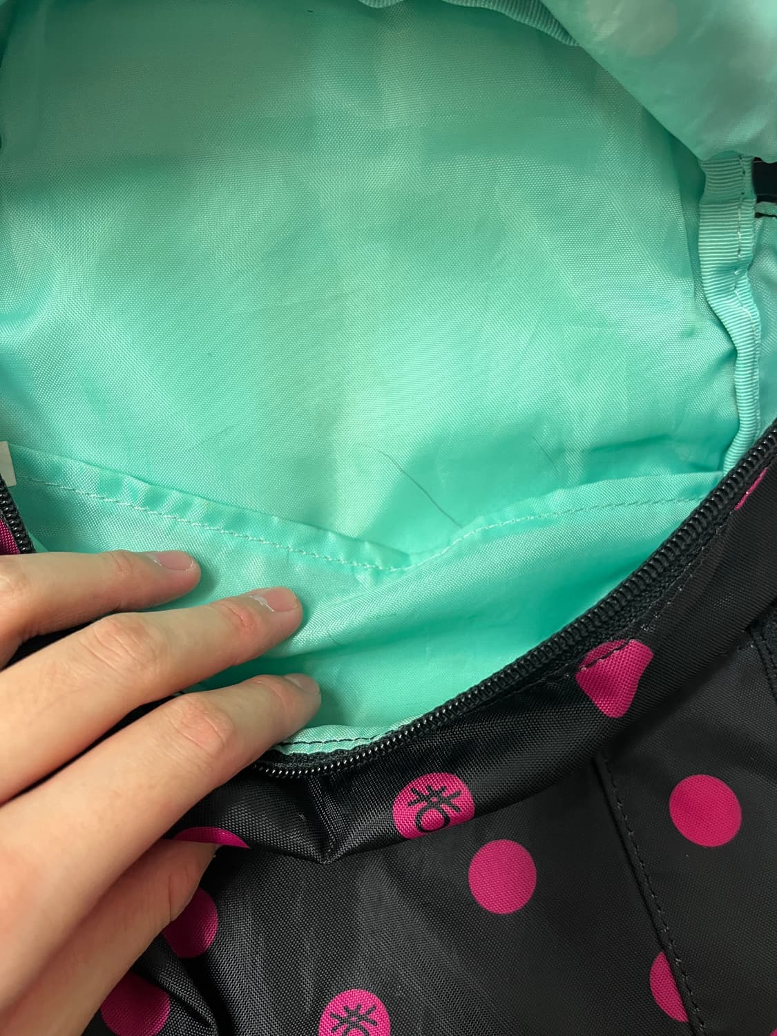 베네통 핫핑크 도트 백팩🎀 상품이미지7
