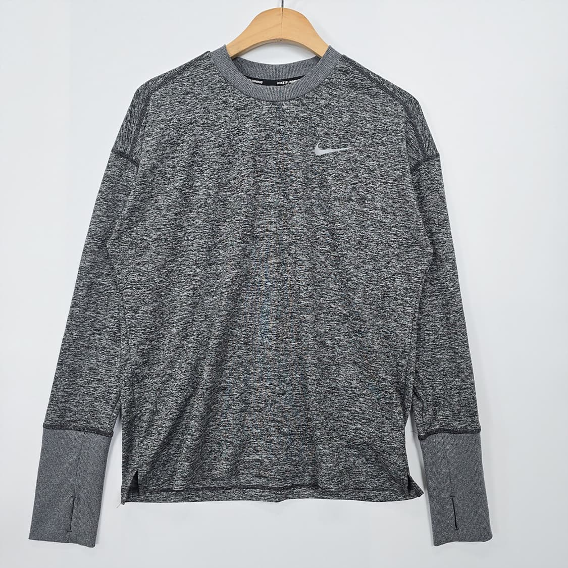 여성용 나이키 NIKE Dri-FIT 러닝 롱슬리브 티셔츠 M (85) 상품이미지1