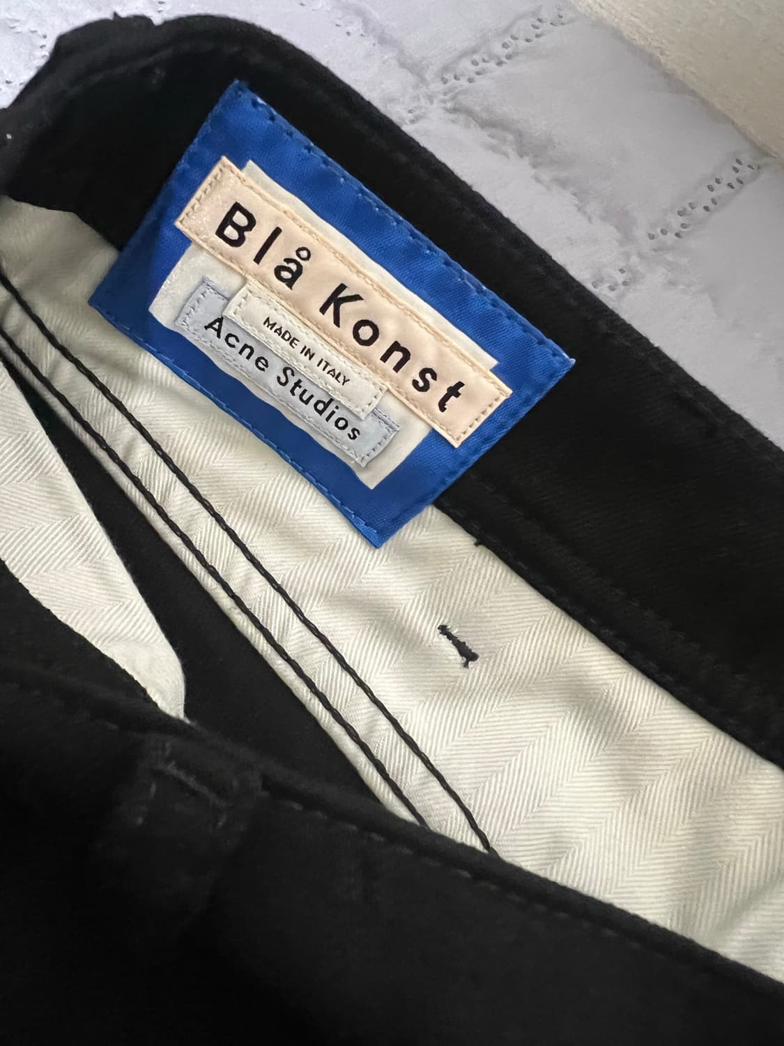 아크네 노스 블랙진 상품이미지3