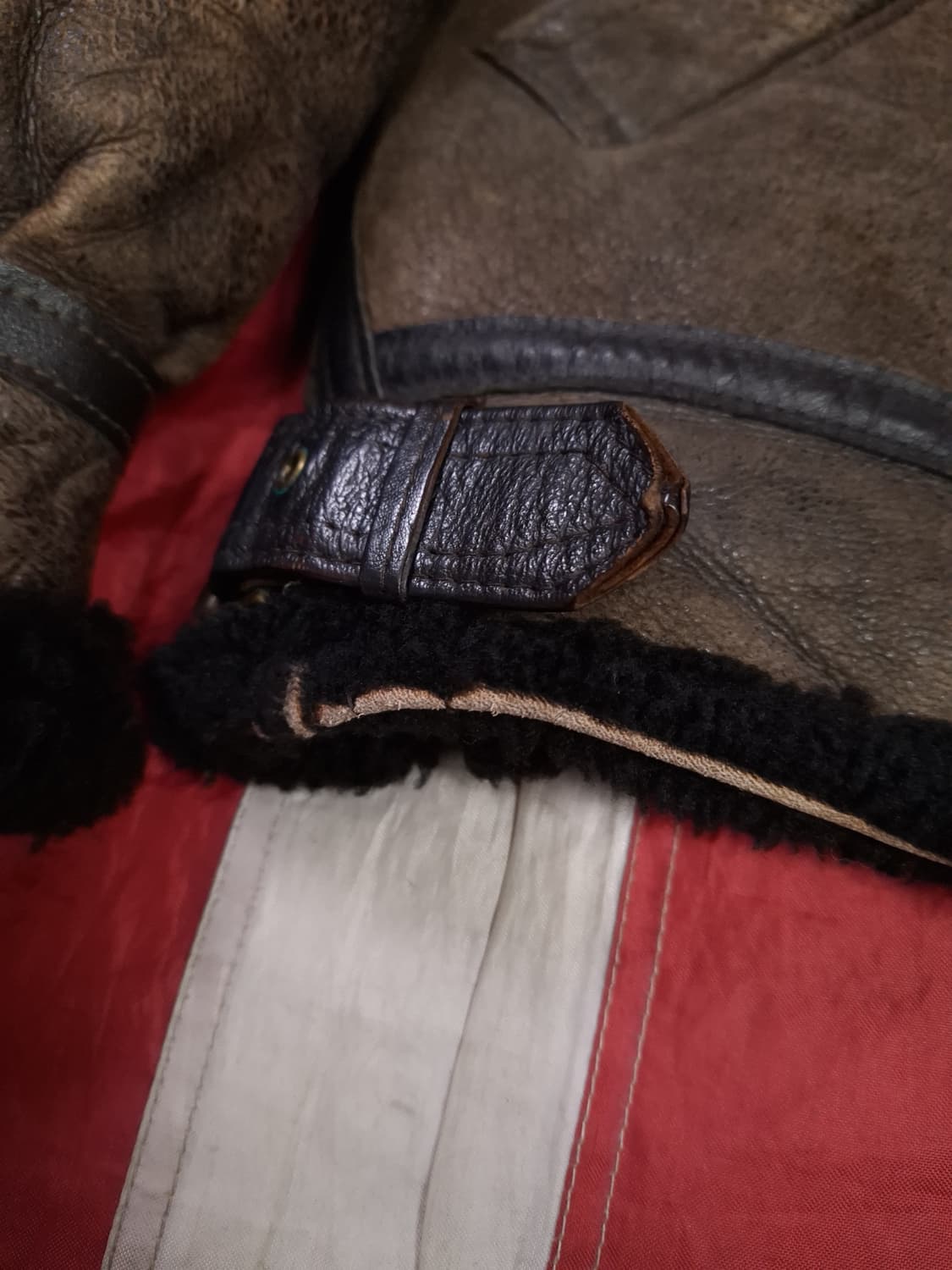 오리지날 미국제조 아비렉스 미공군 B-3 리얼레더 항공 폭격기 무스탕 상품이미지9