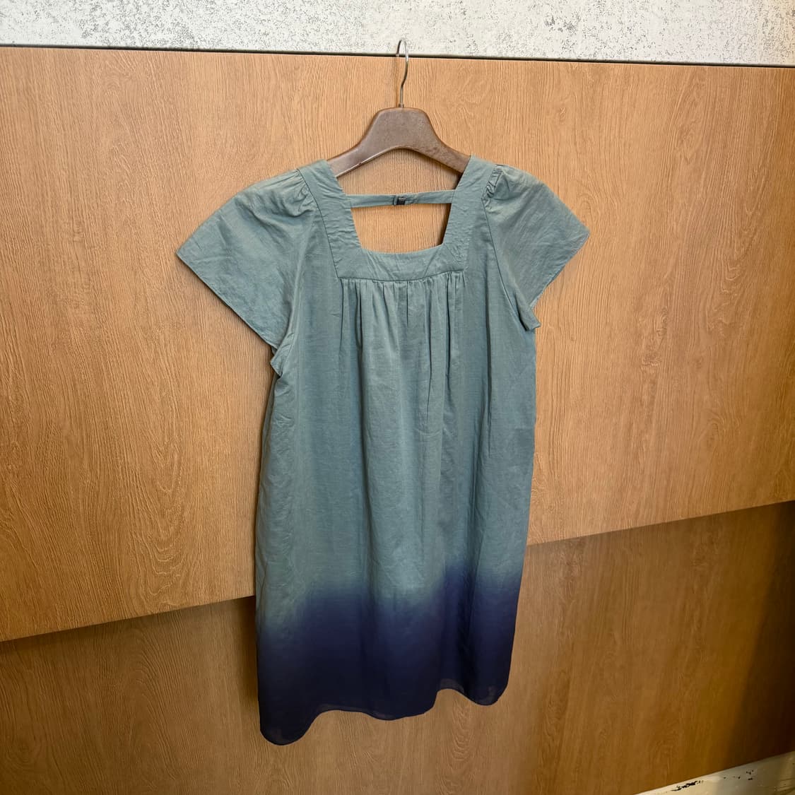 아바하우스 반팔 미디 원피스 스퀘어넥 셔링 그라데이션 타이 디테일 민트 상품이미지5