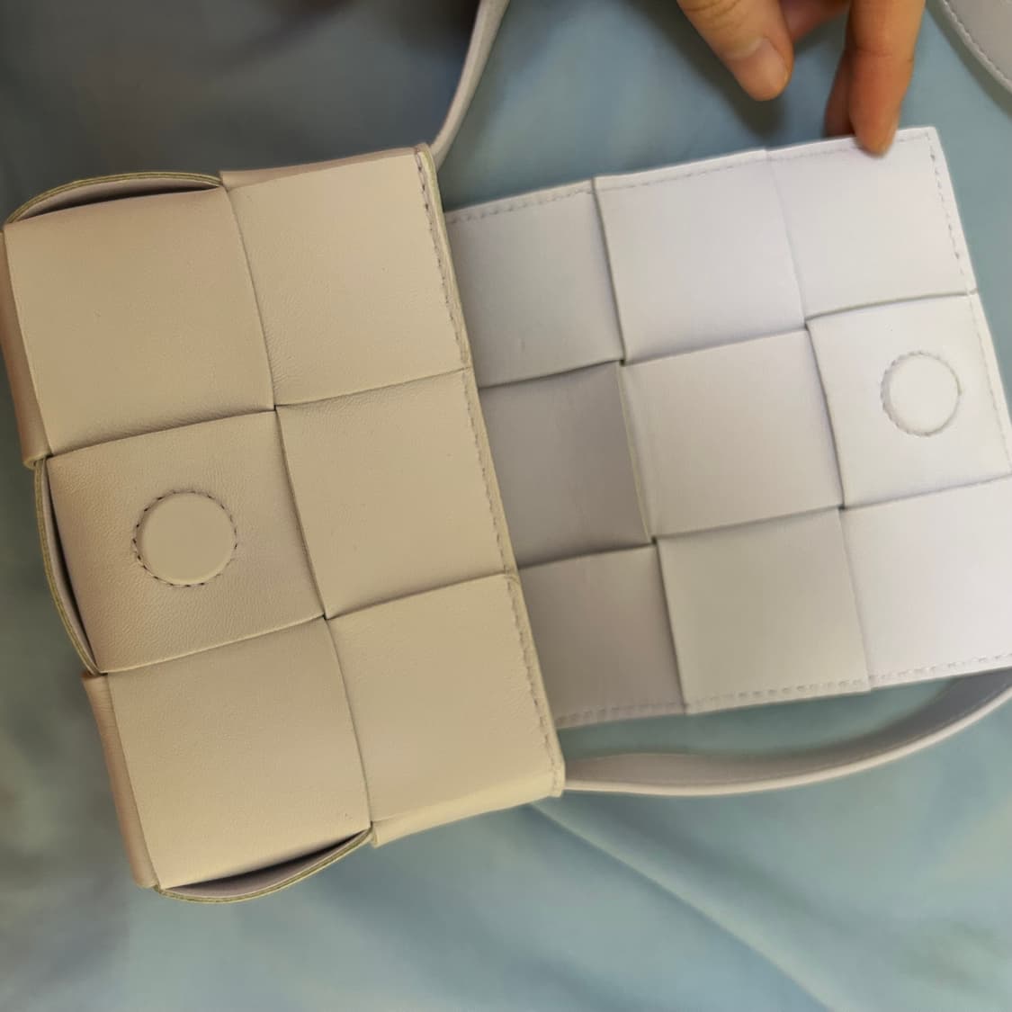 보테가베네타 카세트 미니백 머스워시드 상품이미지8