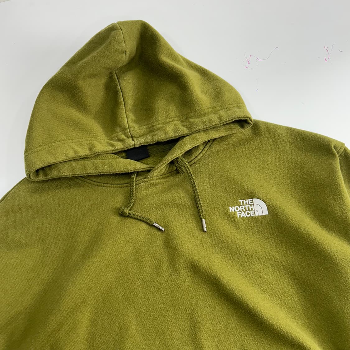 The north face 노스페이스 스몰로고 올리브 후드티 상품이미지4