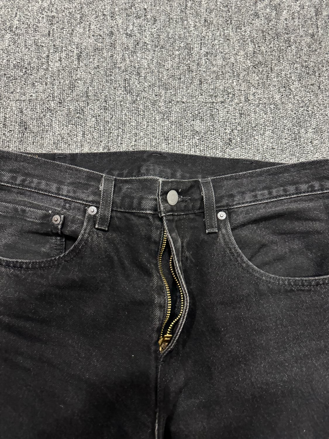 리바이스 517 프리미엄 블랙 워시드 데님 34 상품이미지4