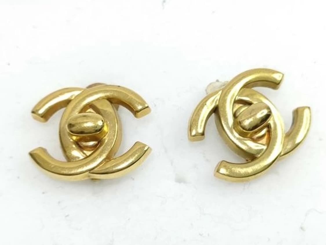 [초희귀 아카이브] 샤넬(CHANEL) 코코마크 턴락 골드 이어커프 상품이미지1