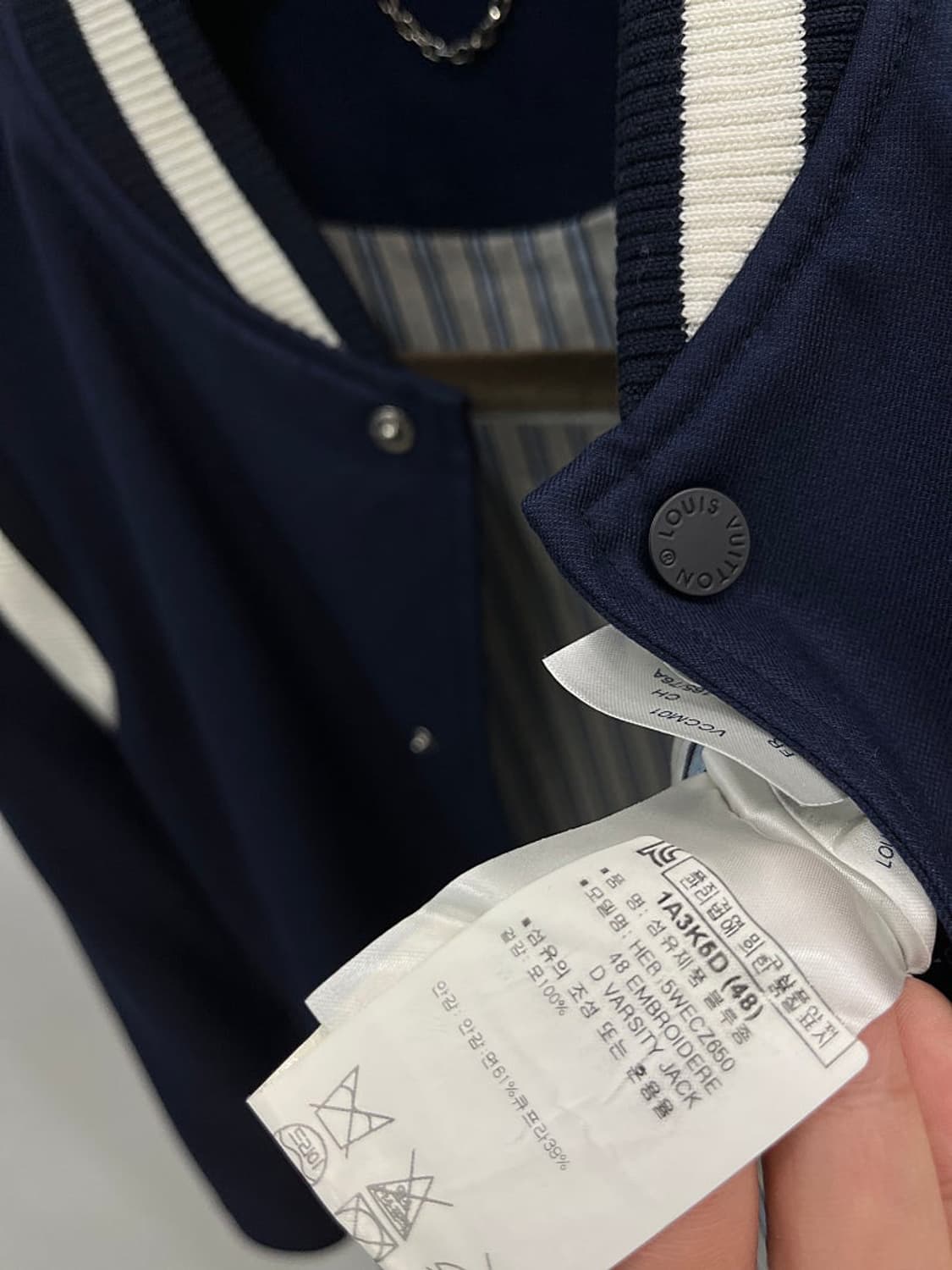 100) 루이비통 알로하 바시티 자켓  상품이미지9