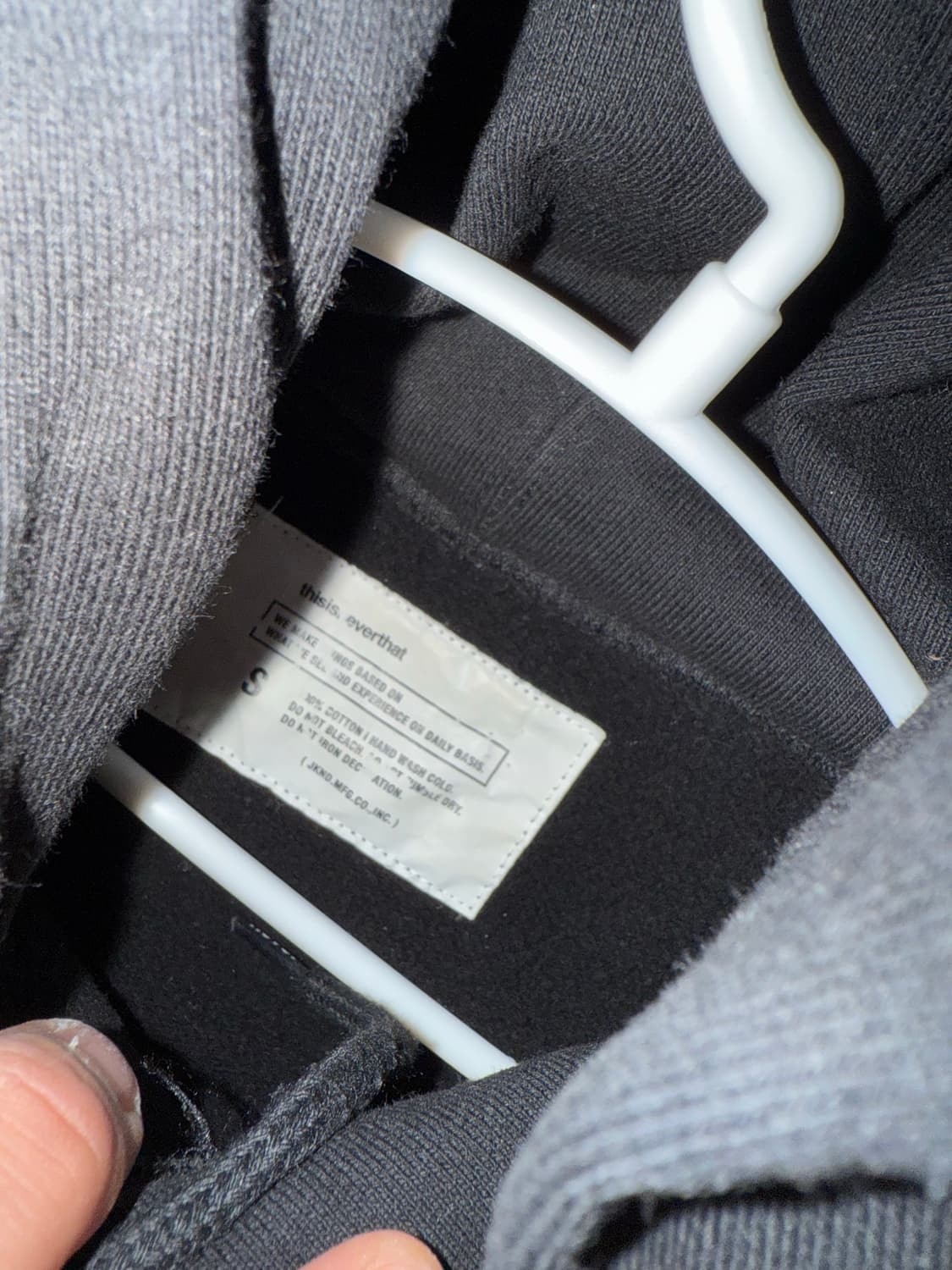 디스이즈네버댓 PARK PULLOVER BLACK 상품이미지6