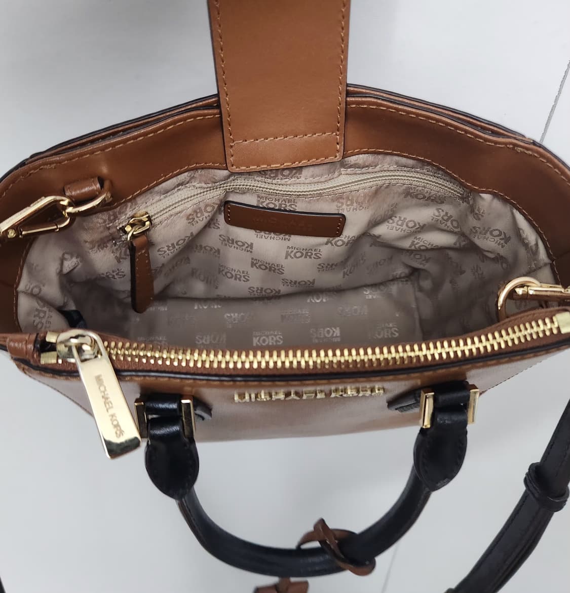 마이클코어스 토트백 크로스백 상품이미지4