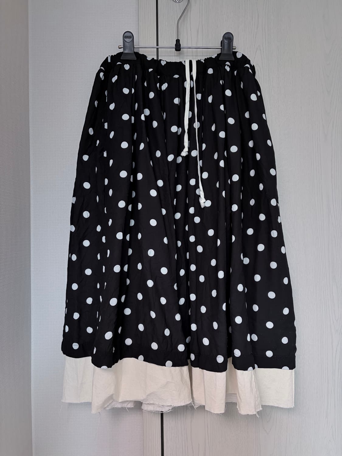 꼼데가르송 도트 스커트 상품이미지1