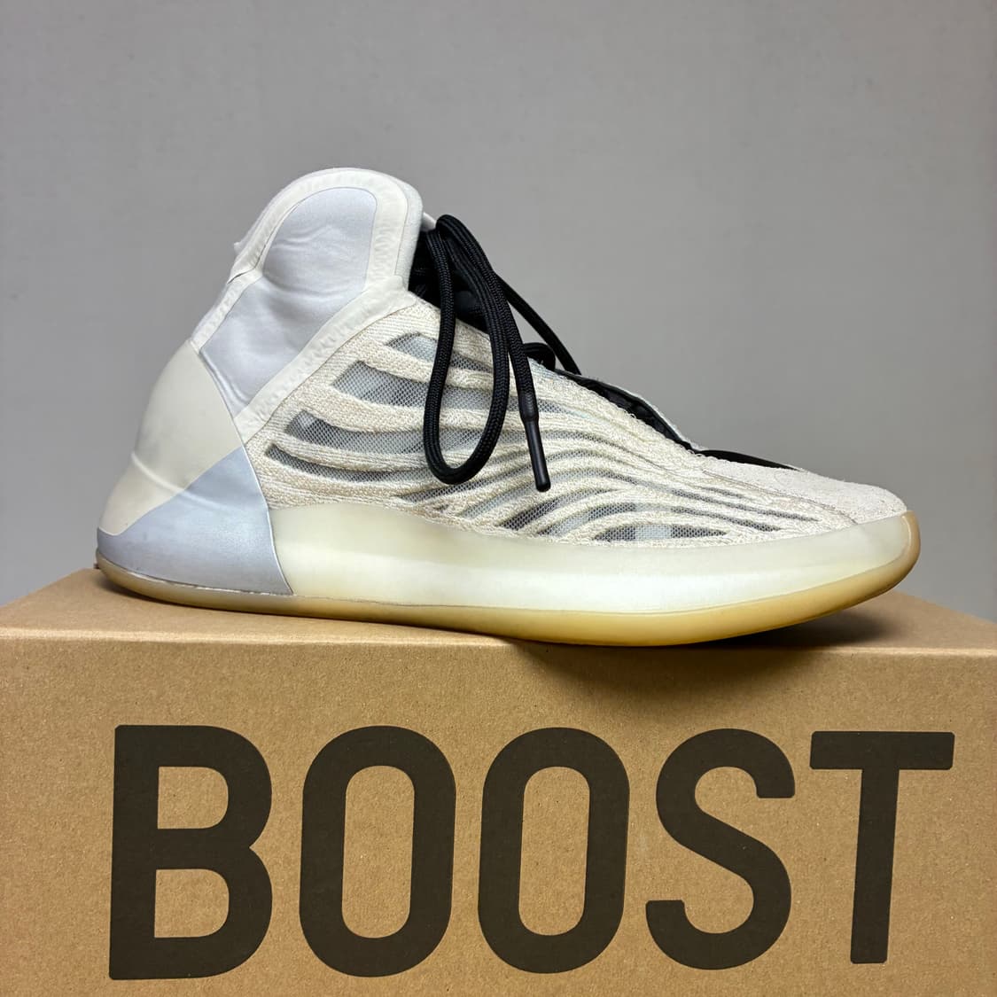 [260]아디다스 YZY QNTM 퀀텀 미스트슬레이트 상품이미지1