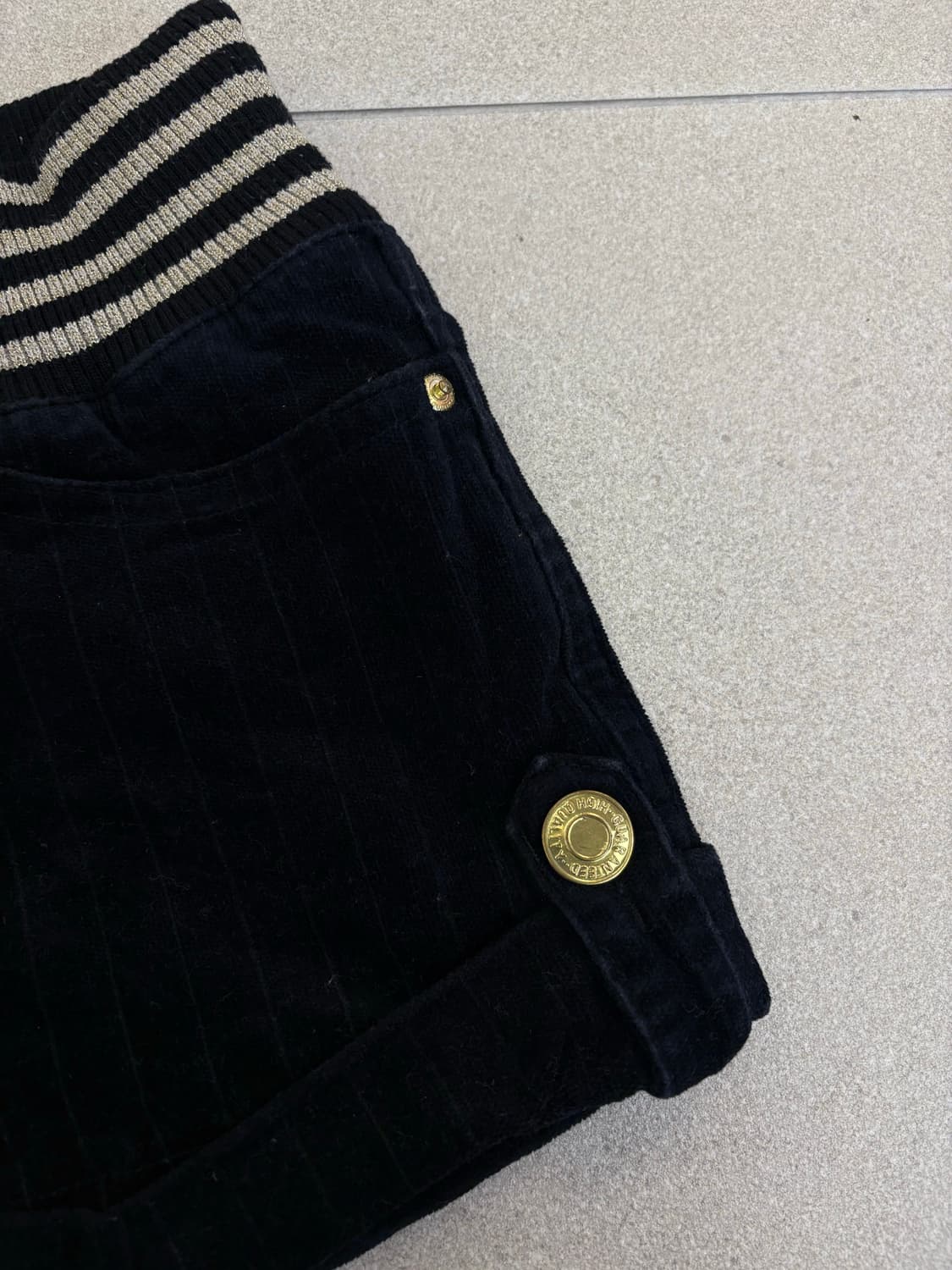 벨벳 스트라이프 숏팬츠 상품이미지4