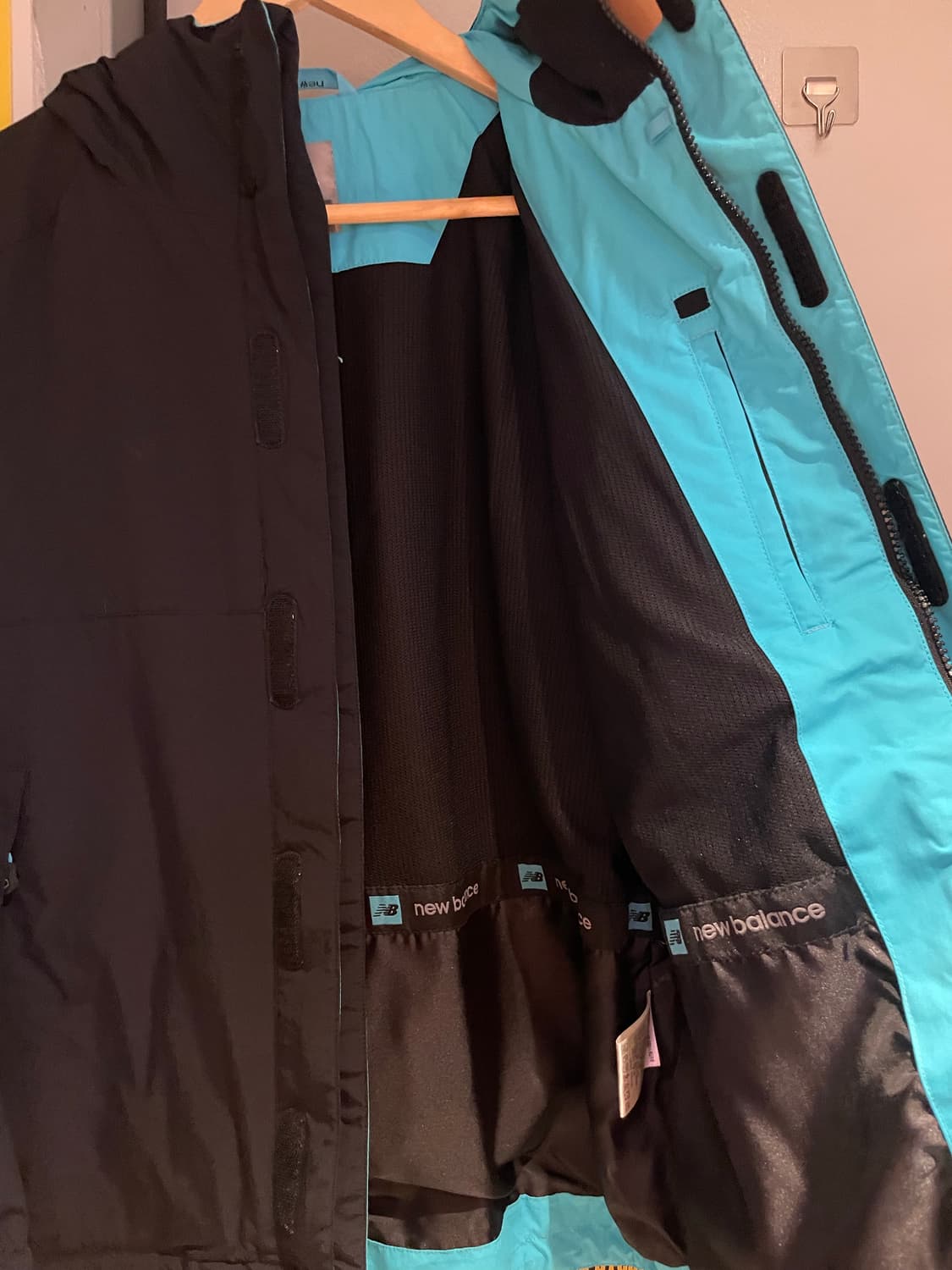 뉴발란스 바람막이 자켓 상품이미지3