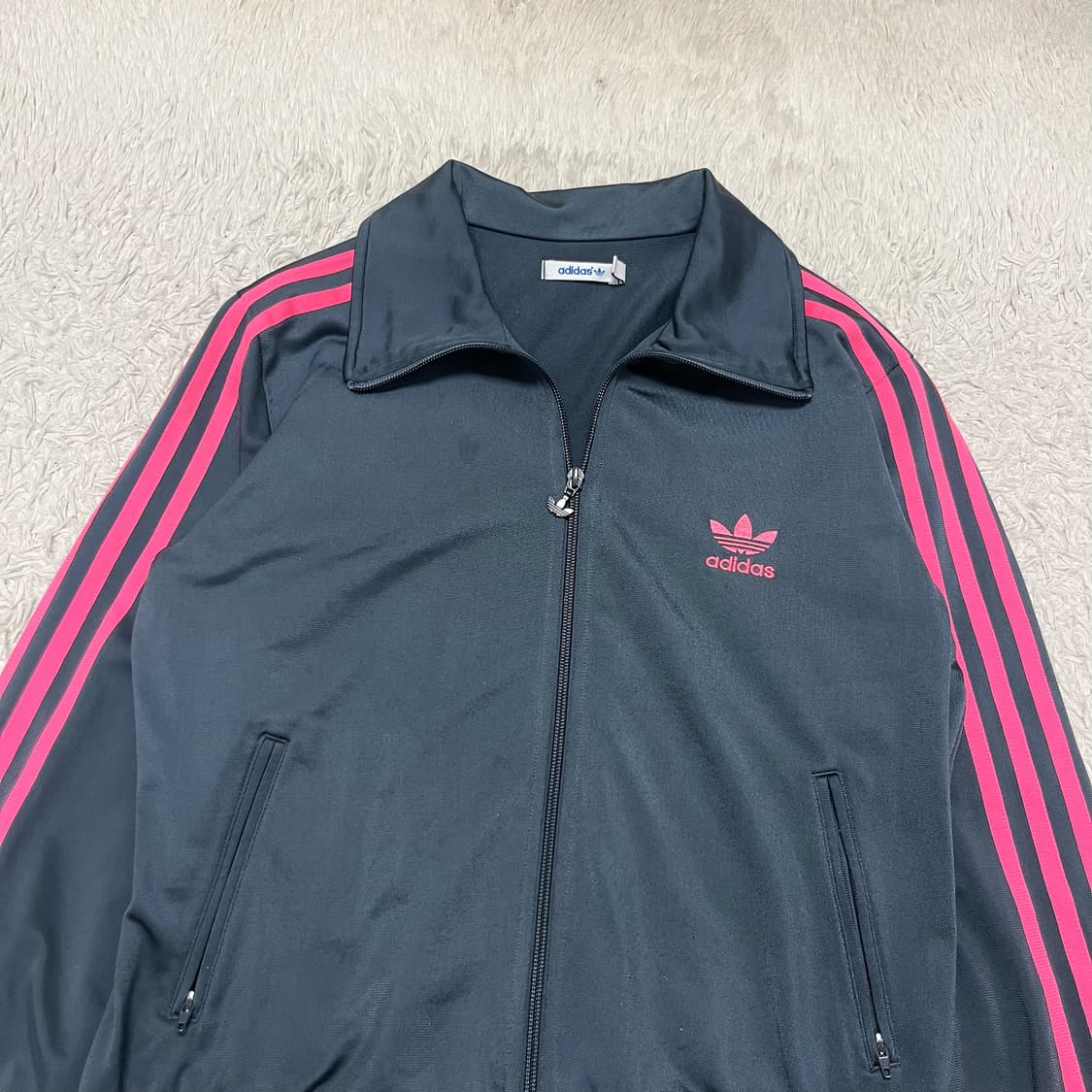 Adidas Charcoal Pink Jersey (뒤 로고 뜯어짐)   상품이미지6