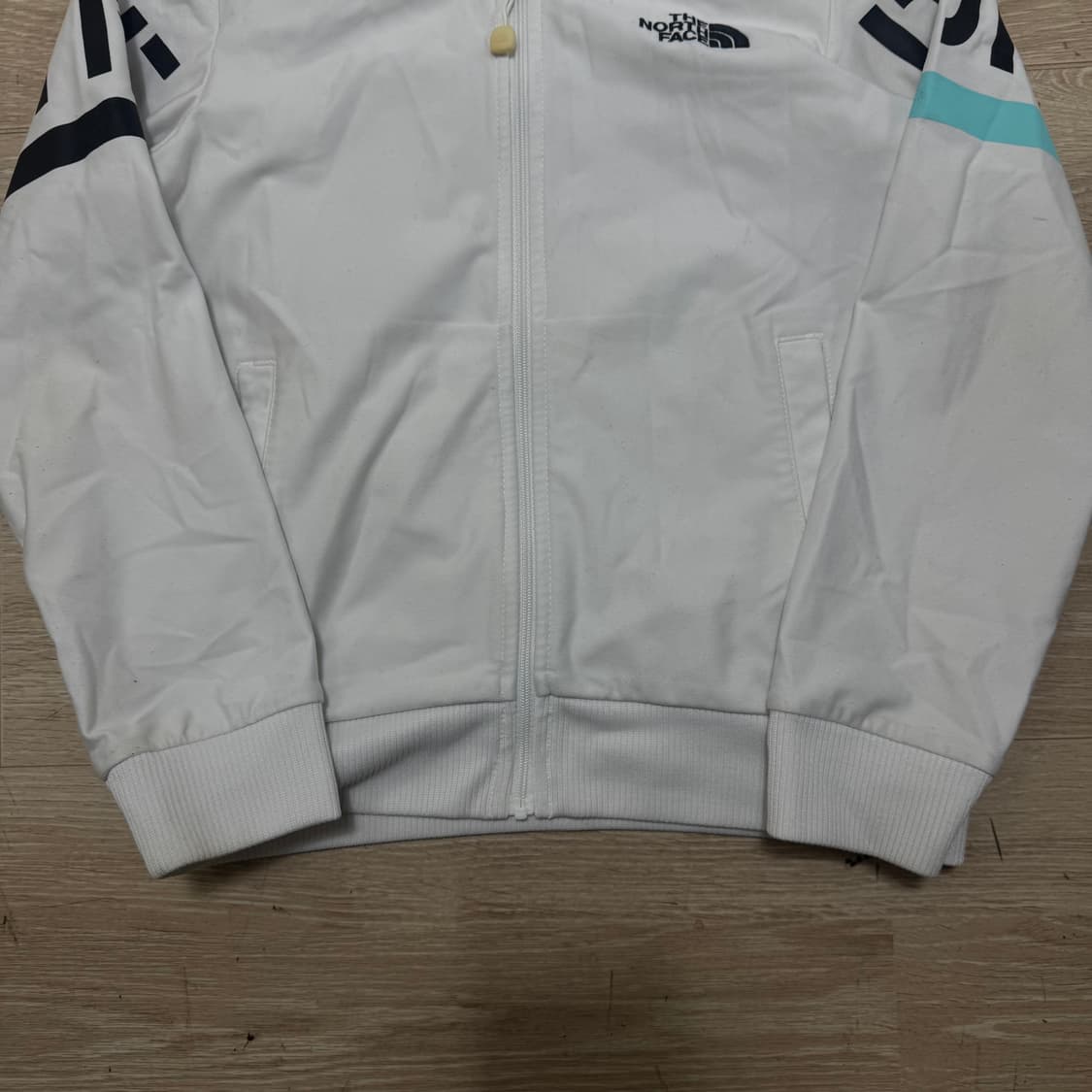 노스페이스 키즈 바람막이 자켓 상품이미지3