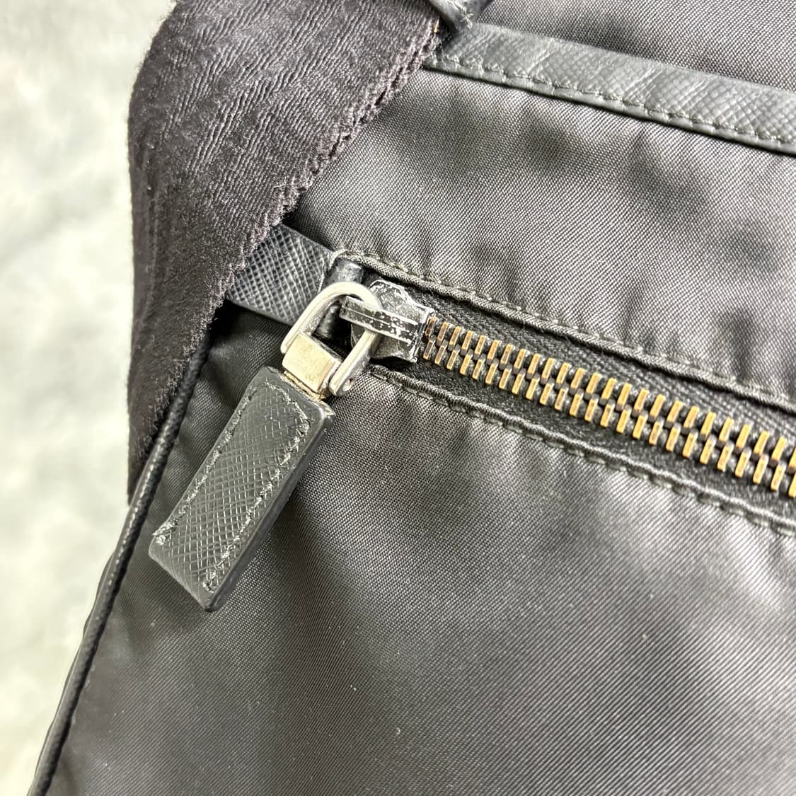 프라다 리나일론 크로스백 블랙 상품이미지5