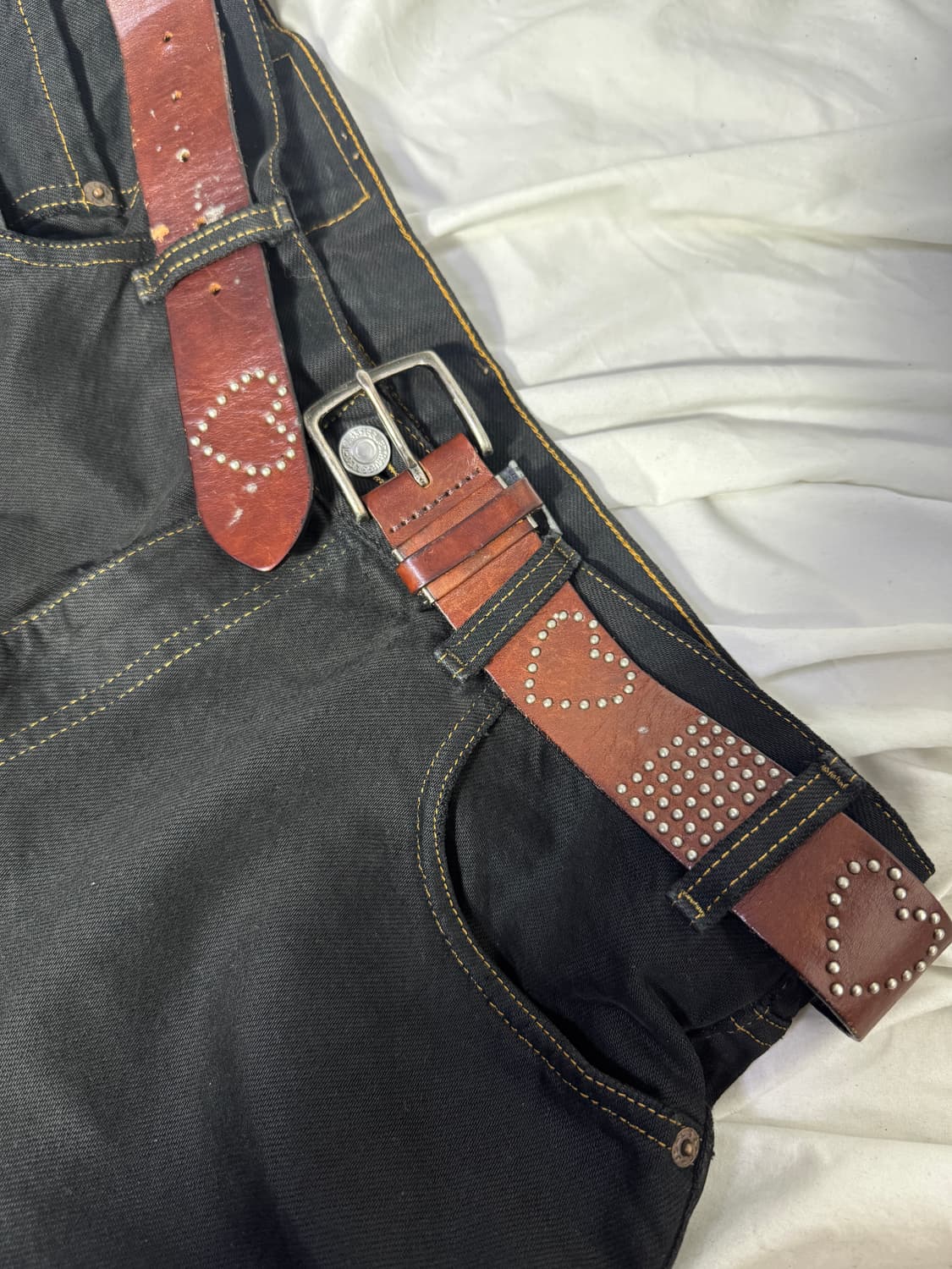 빈티지 볼 스터드 하트 패턴 레더 벨트 상품이미지3