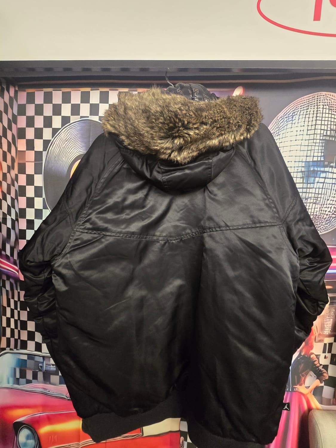 조던(Jordan) 블랙 락쿤 항공 봄버 패딩 점퍼 상품이미지2