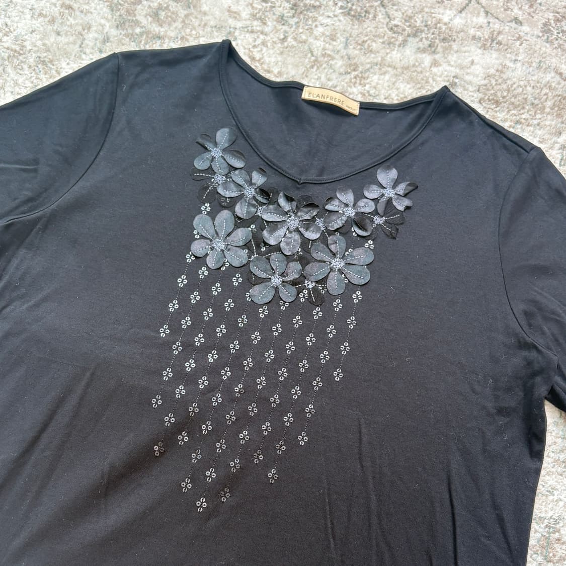 Floral Applique T-Shirt 상품이미지2