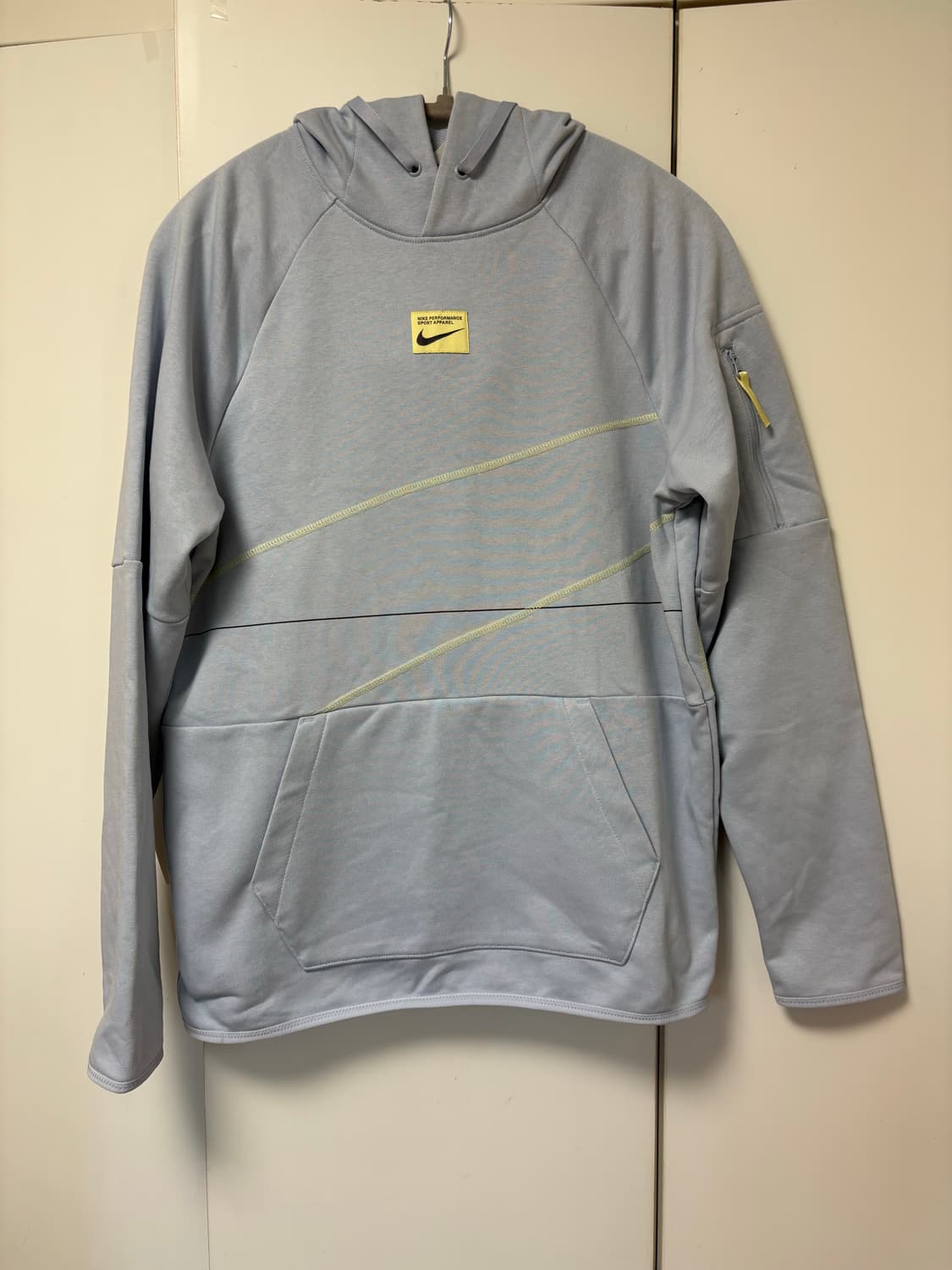 나이키 상의 상품이미지6