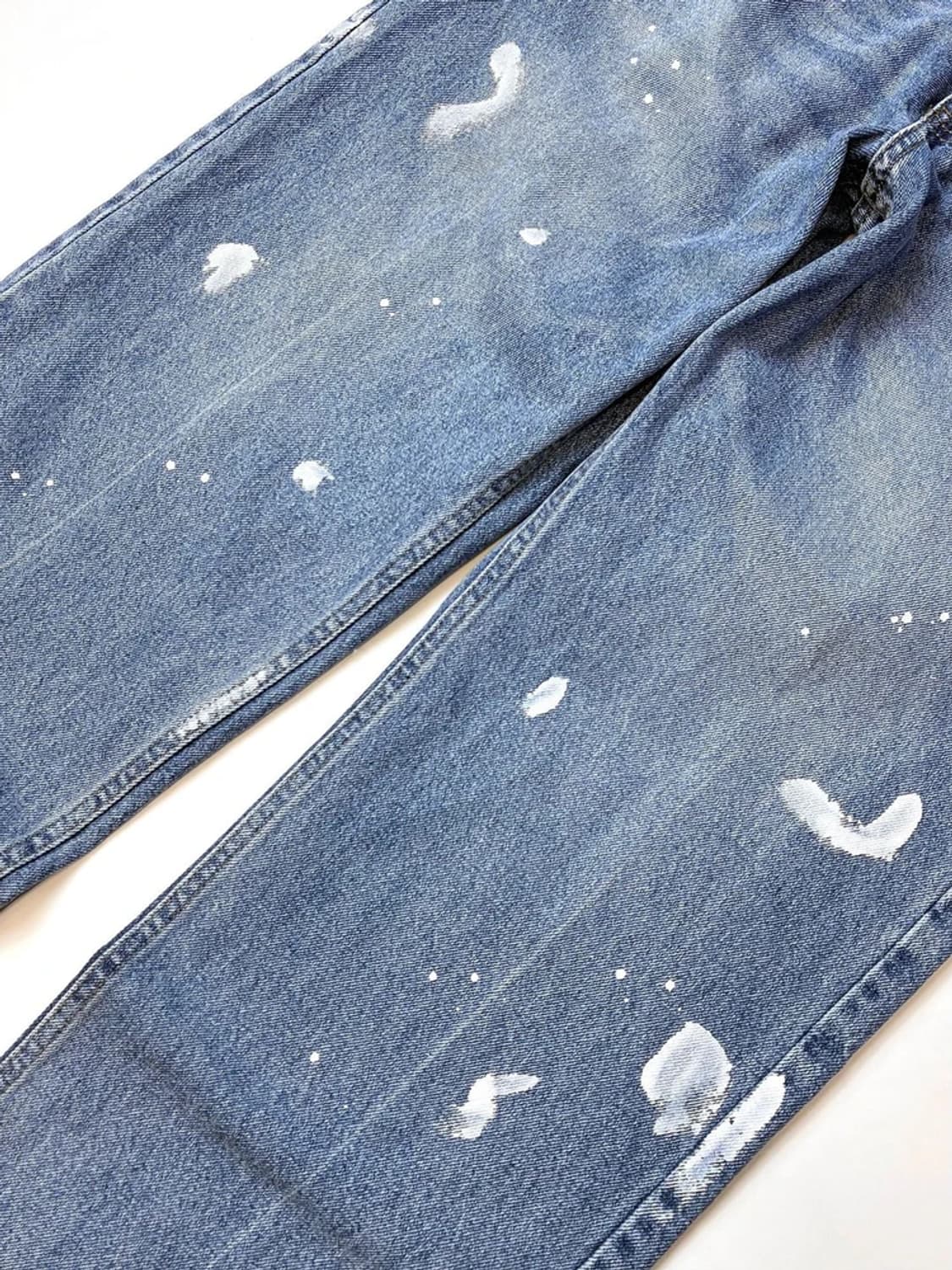 솔리드옴므 19ss 워싱 페인팅 테이퍼드 데님 팬츠 PN5349 상품이미지7