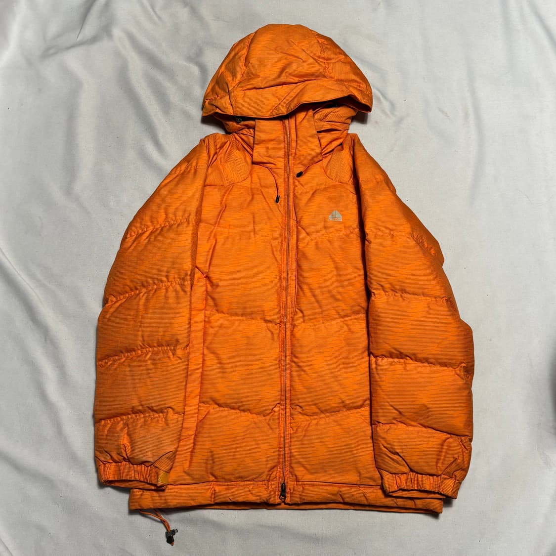 S 나이키 acg 오렌지 구스다운 후드 패딩  상품이미지2