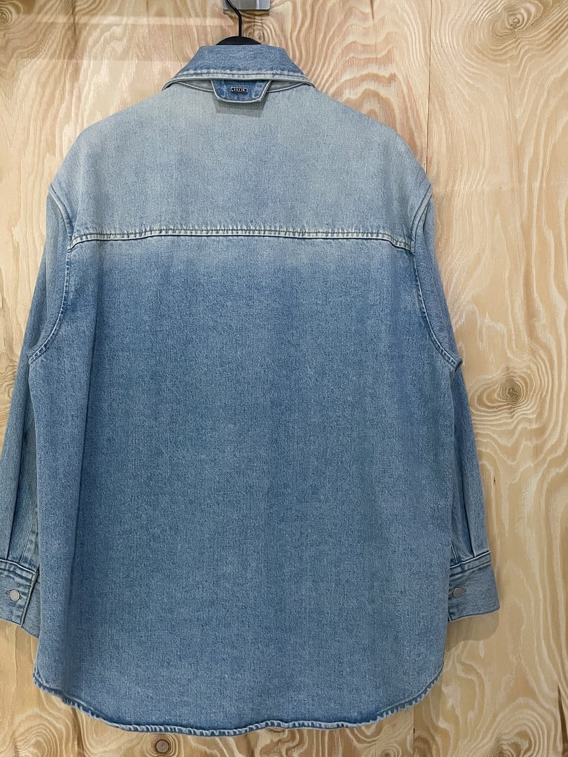 솔리드 옴므 21S/S 데님 자켓 상품이미지4
