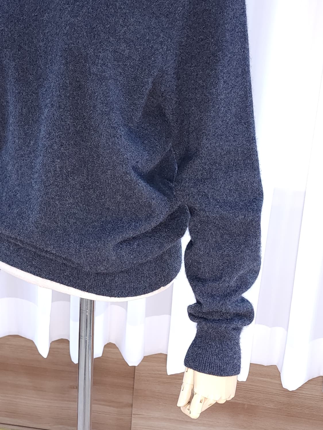 캐시미어100% 브이넥니트 상품이미지2