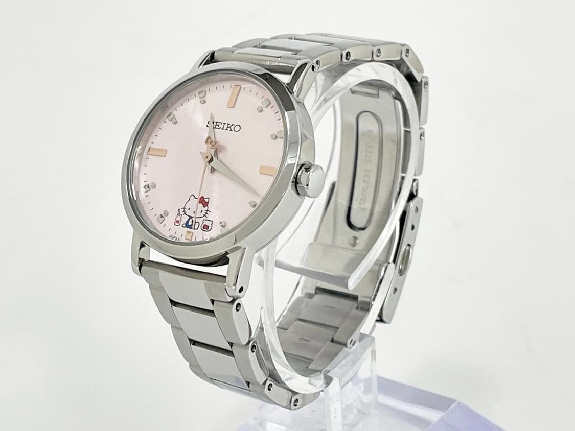 세이코 X 헬로키티 50주년 기념 콜라보 한정판 시계 상품이미지2