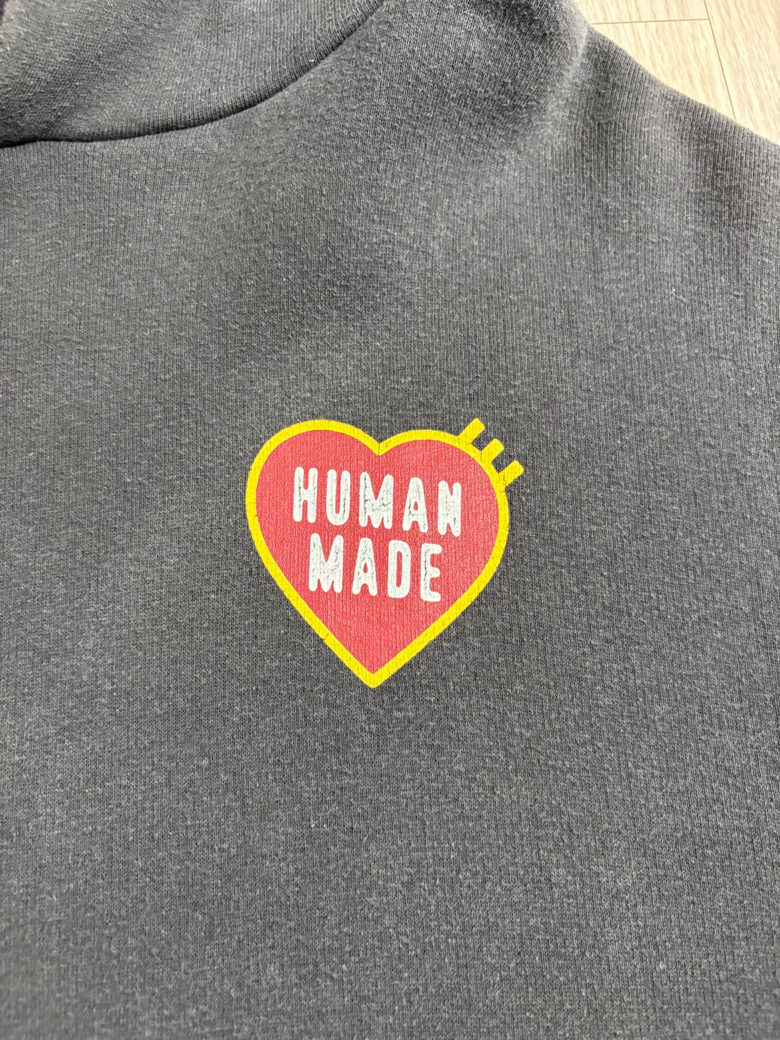 휴먼메이드 하트 로고 후드티 차콜 XL사이즈 상품이미지2