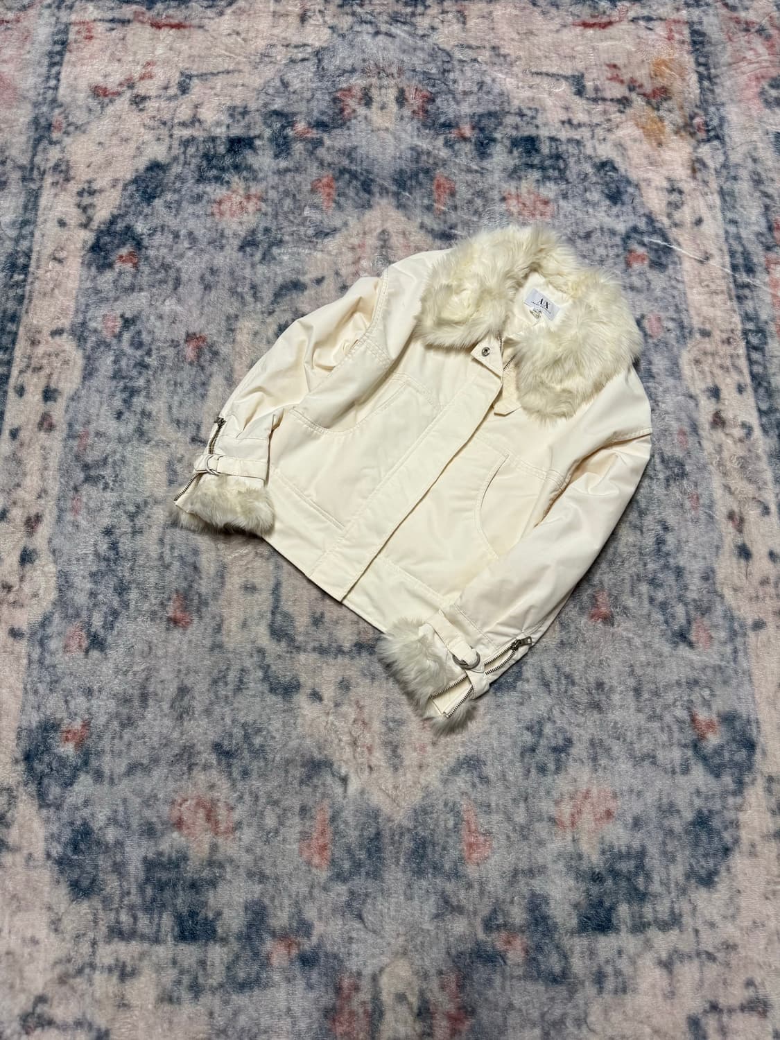 Armani ivory trimming fur jacket 상품이미지1