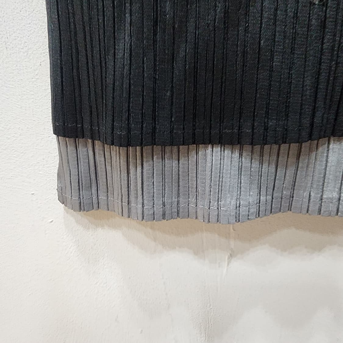 플리츠플리즈 펀칭 민소매 3사이즈 상품이미지3