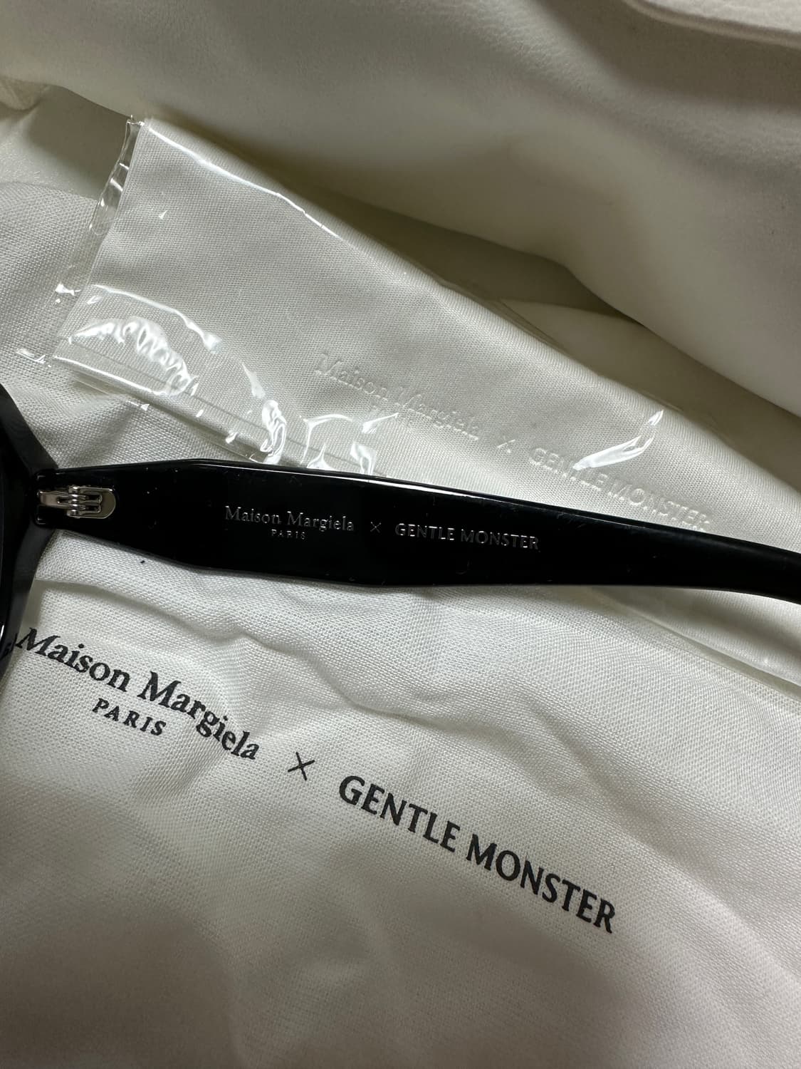 젠틀몬스터 마르지엘라 안경 mm212 상품이미지4