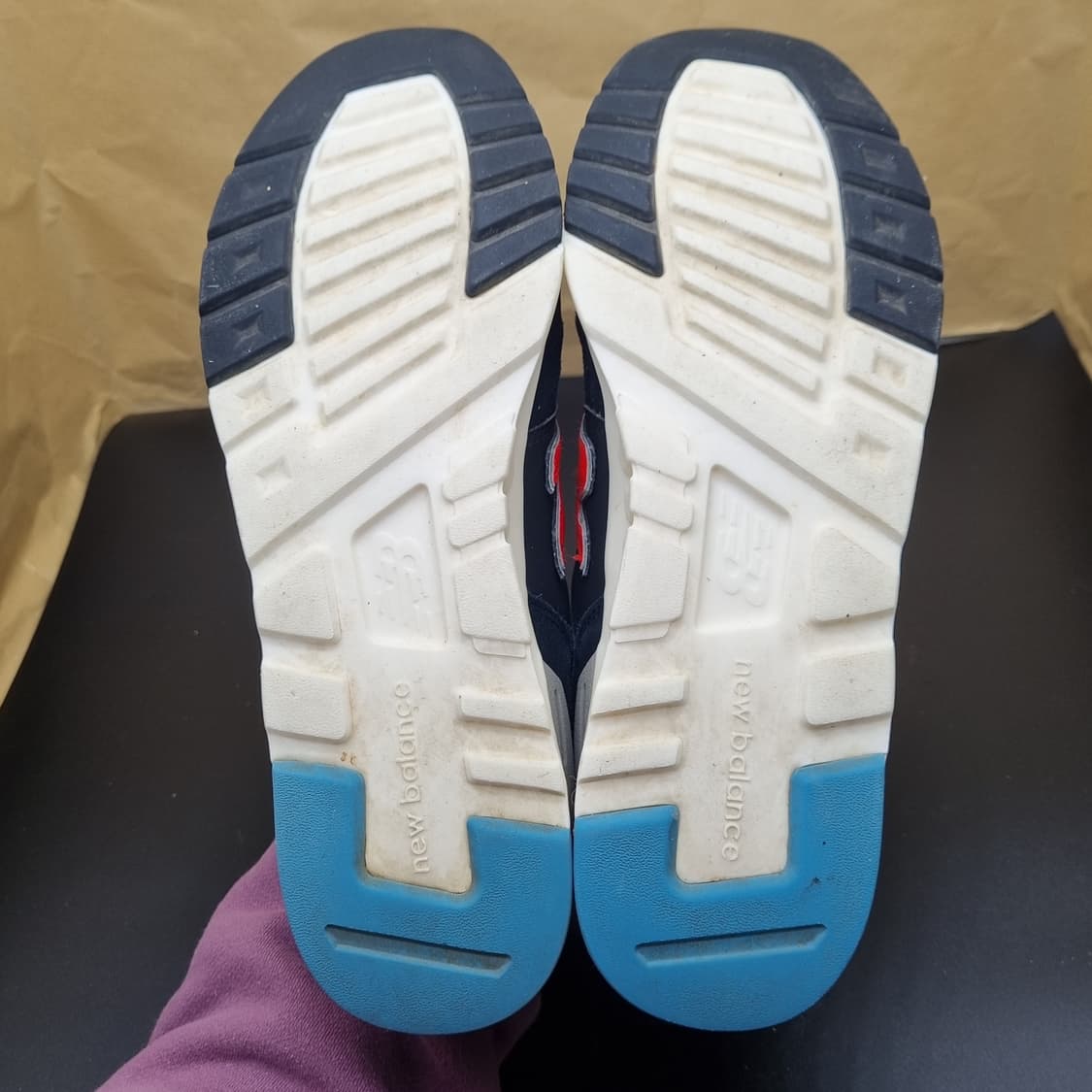 뉴발란스 997 팀버 울프 남성운동화300 상품이미지3