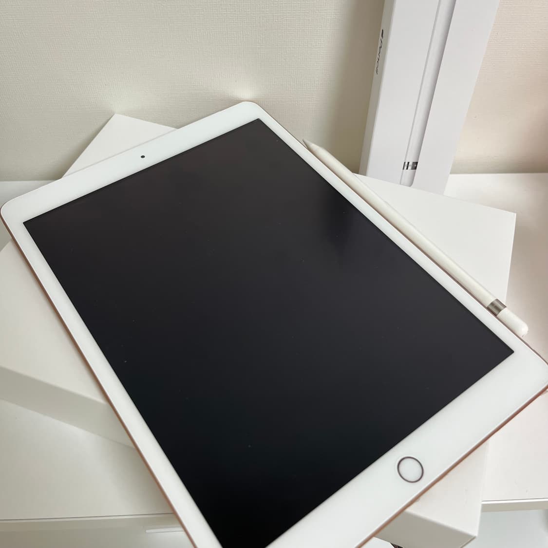 아이패드8세대 셀룰러 32기가 골드 + 애플펜슬 1세대 상품이미지2