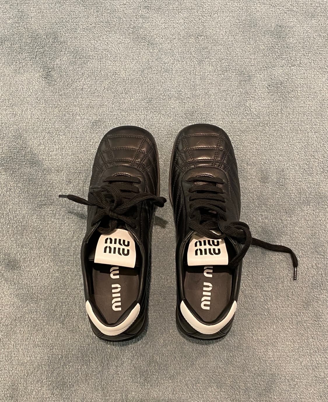 미우미우 미드힐 상품이미지1