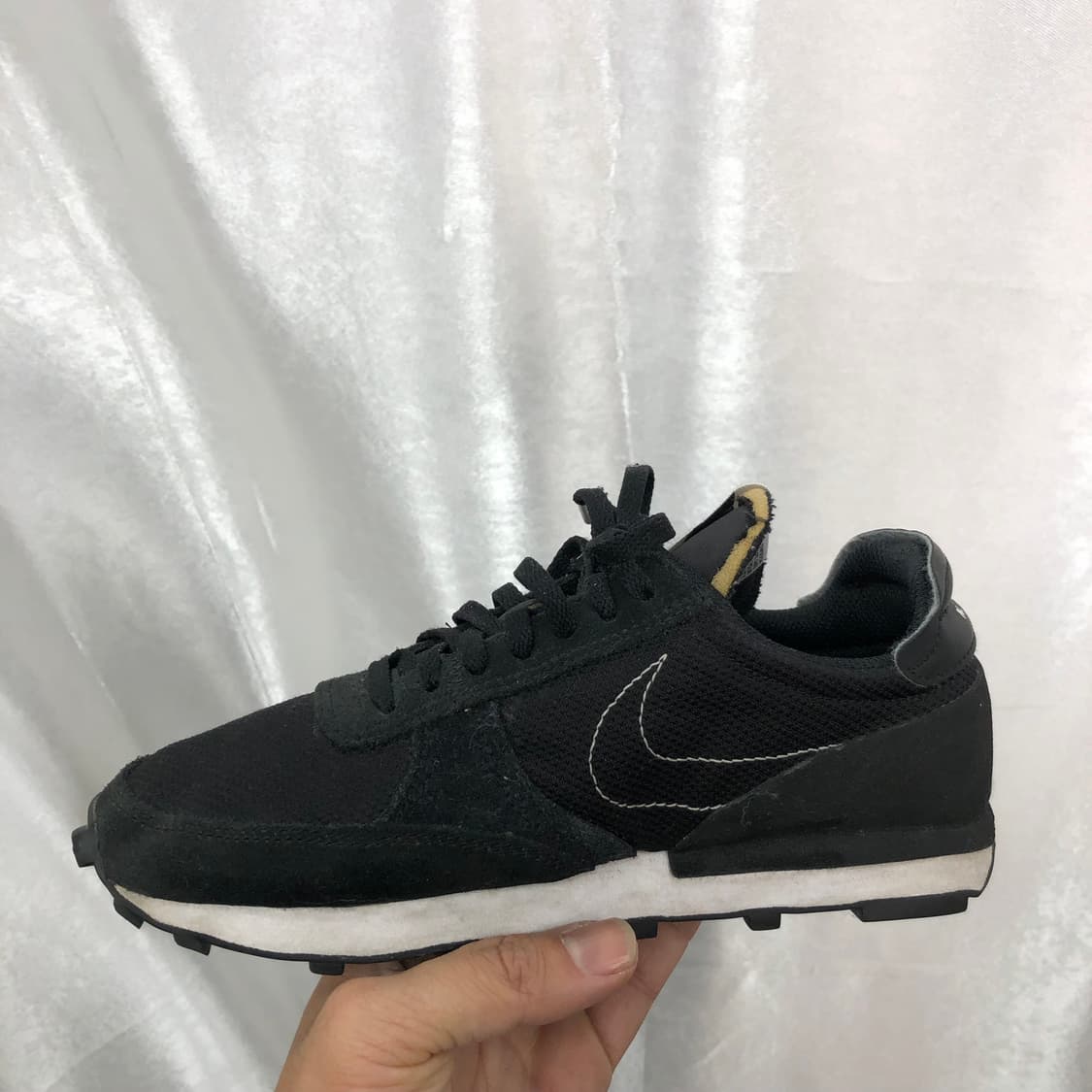 나이키 타입 데이브레이크 스니커즈 사이즈230  상품이미지2