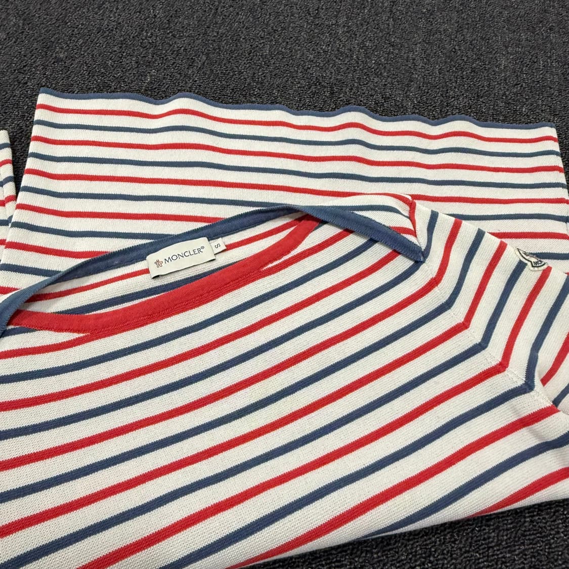 몽클레어 멀티컬러 스트라이프 니트 롱슬리브 상품이미지6