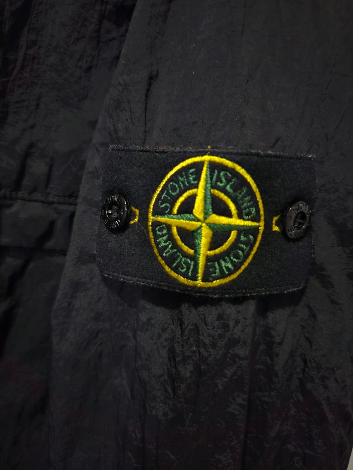 정품 스톤아일랜드 나일론메탈 오버셔츠 자켓  100 / L 상품이미지3