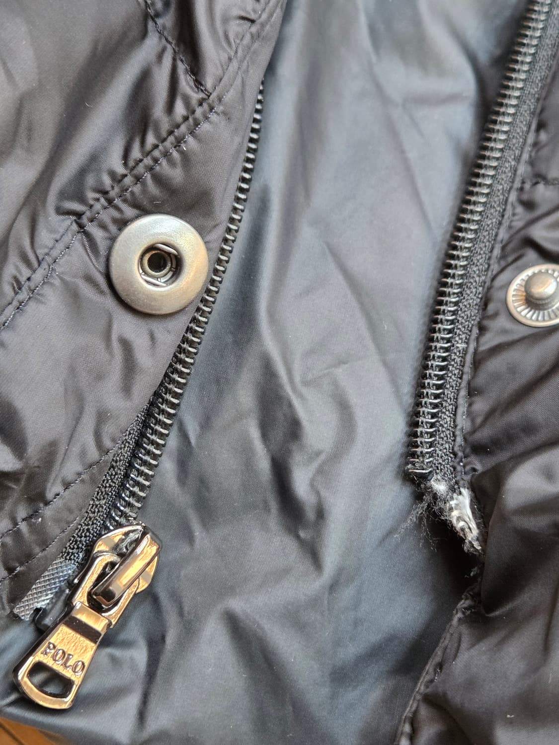 폴로 랄프로렌 롱푸퍼 블랙 색상입니다
사이즈는 S/P(7)이고, 130  상품이미지7