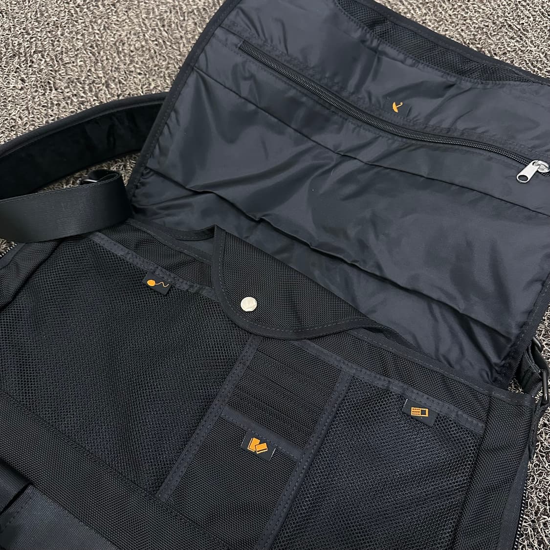 NIKE 나이키 크로스백 가방 블랙 상품이미지5